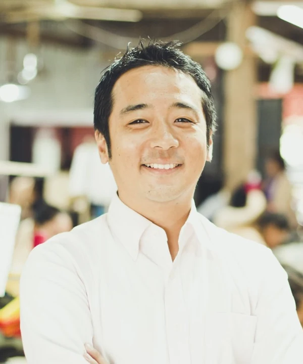 青木 健太