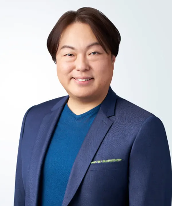 東條洋介